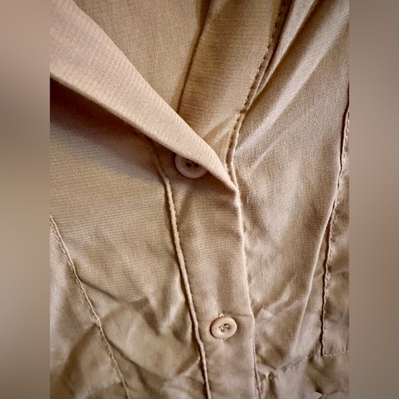 NWOT - Lightweight Button Up Linen Tee Shirt - Picture 10 of 10